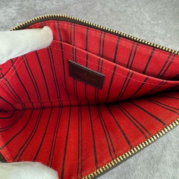 Louis Vuitton Damier Ebene Neverfull Pochette Wristlet Bag - Picture 11 of 14